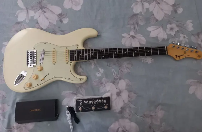Guitarra Tagima Tg500 + cuvave babe