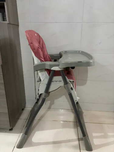 Cadeira de alimentação