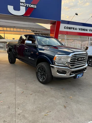 RAM 3500 LONGHORN 6.7D