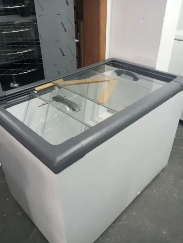 NZ. Freezer horizontal 300 litros GELOPAR 