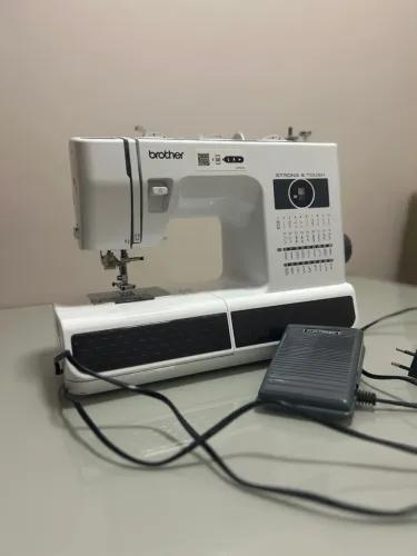 Máquina de costura Brother 