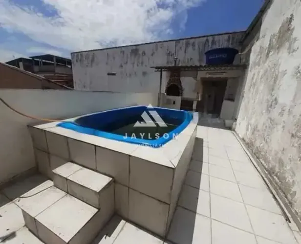 Casa de Vila : Duplex / Residencial / Vaz Lobo