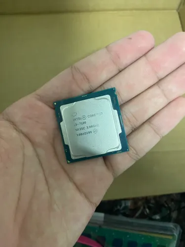 Intel Core i3 7100 