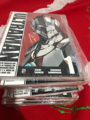 Ultraman (Mangá) - 10 volumes