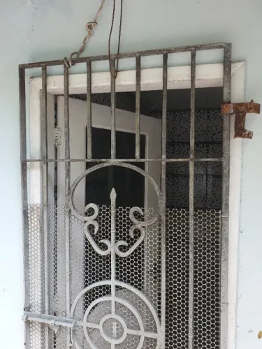 Portão de ferro trabalhado 