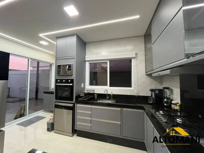 Casa com 3 Dormitórios 1 Suite - Cond.Olivio Franceschini