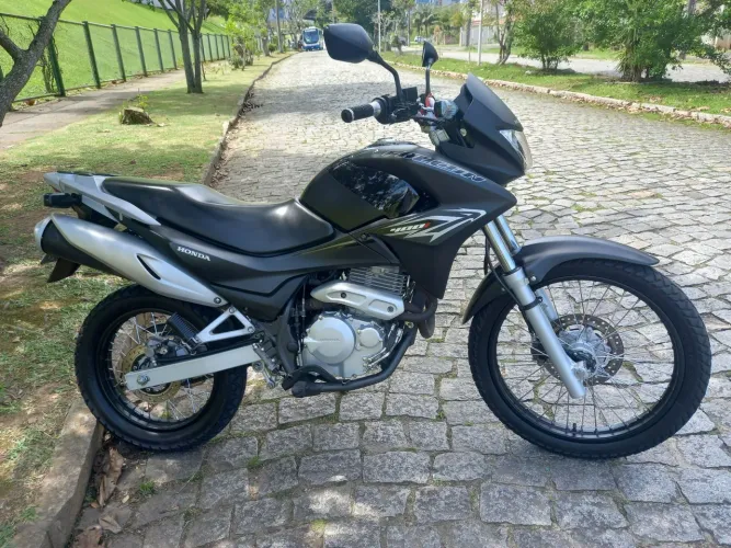 Honda Nx Falcon 400i 