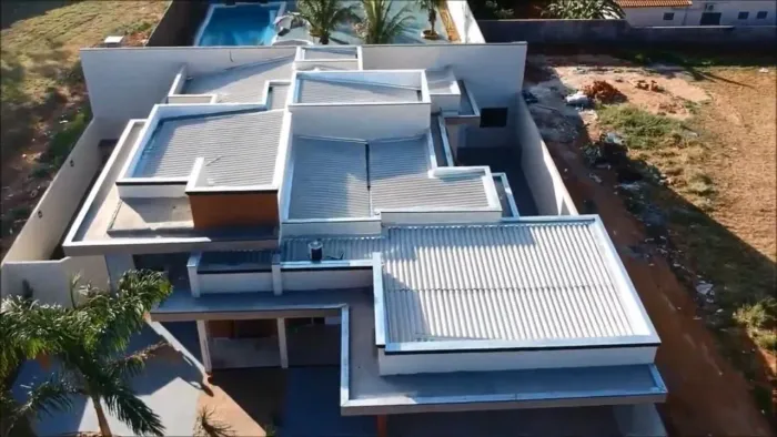 CASA A VENDA EM OLÍMPIA / CONDOMÍNIO 