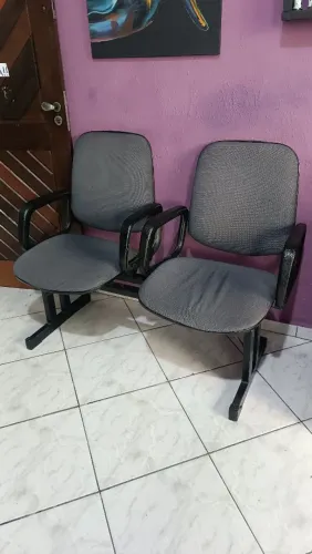 Longarina e cadeira em ótimo estado!