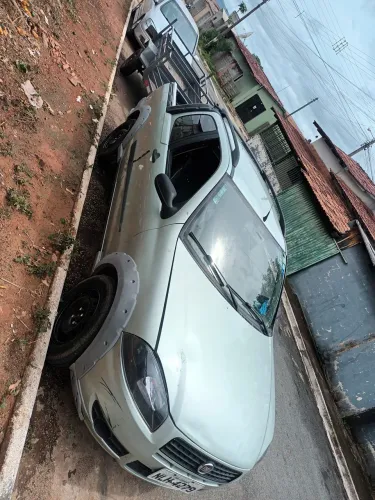 Fiat Strada Working 1.4 MPI Fire Flex 8V CD 2010