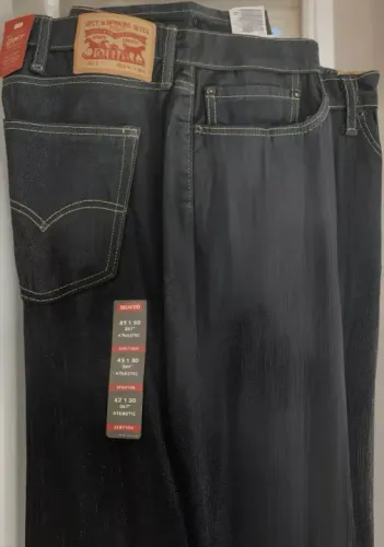 Calça Levi's Men's 541 Athletic Fit - Tamanho 42 x 30 