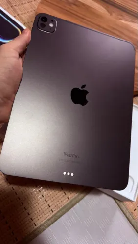 NOVO - Apple iPad Pro 11 - Chip M4 - 256gb Wi-Fi - Preto Espacial