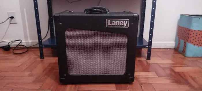 Amplificador Laney Cub12r 15w