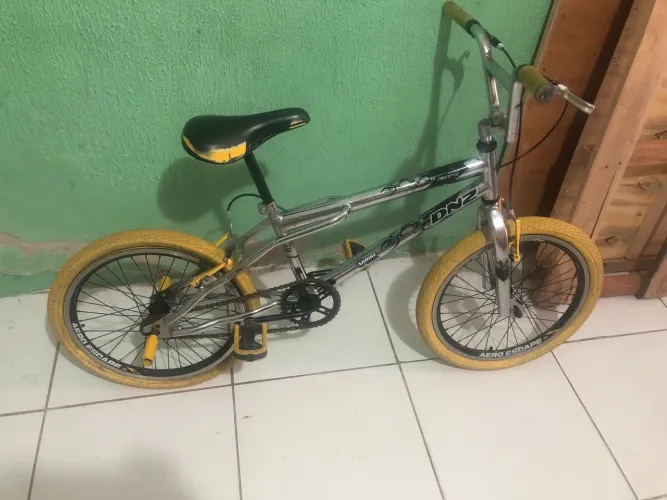 Bike Cross  aro 20 cromada 