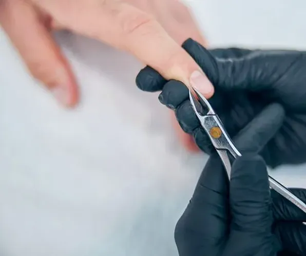 Vaga para MANICURE/PEDICURE 