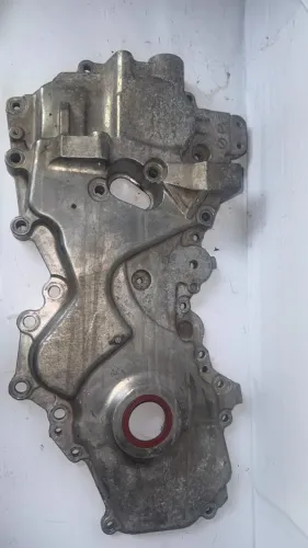 tampa frontal motor renault fluence  usada 