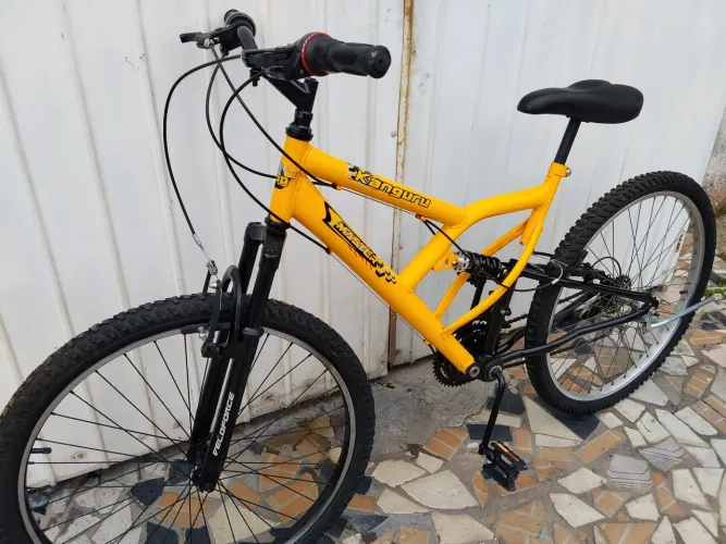 Bicicleta Aro 26,Dupla Suspensão,18V,Freios V-Brake!
