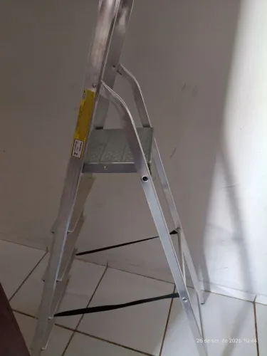 Escada retrátil