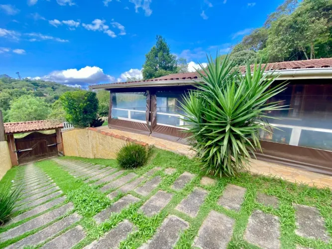 Casa para locação no condomínio Recanto Verde