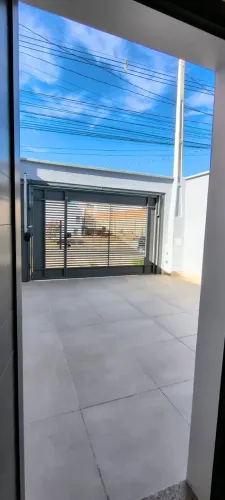 Casa à venda em Indaiatuba-SP, Bairro Parque Residencial Sabiás: 2 quartos, 1 suíte, 1 sal