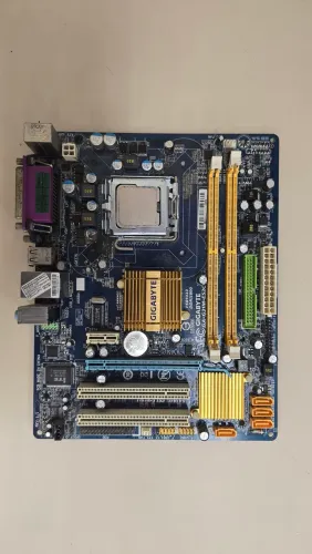 Kit Placa Mãe Gigabyte Ga-g31m-es2c + Core 2 Duo E7400 + Cooler