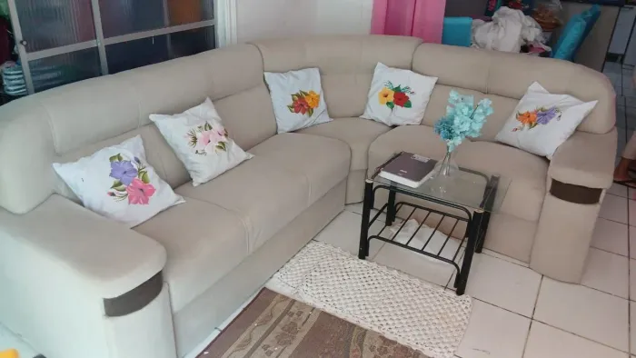 Belo Sofá 6 lugares super conservado