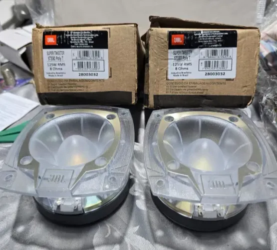 02 unidades de super Tweeter JBL  tecno poly T - St 330 125w RMS 8Ohms R$ 250,00