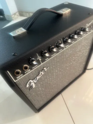 Amplificador acender
