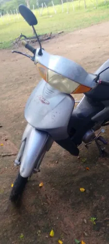 Moto leilão
