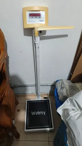 Balança Welmy w200 com estadiometro