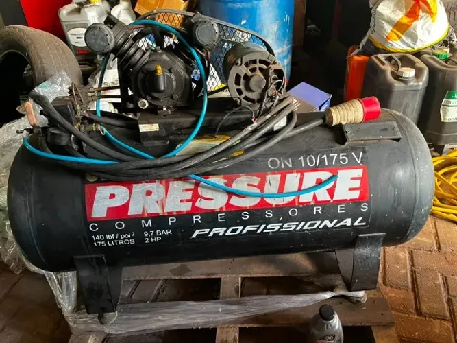 Compressor de Ar Pressure 175L 10 PCM Trifásico 380V - Linha Pesada - Tudo Funcionando!