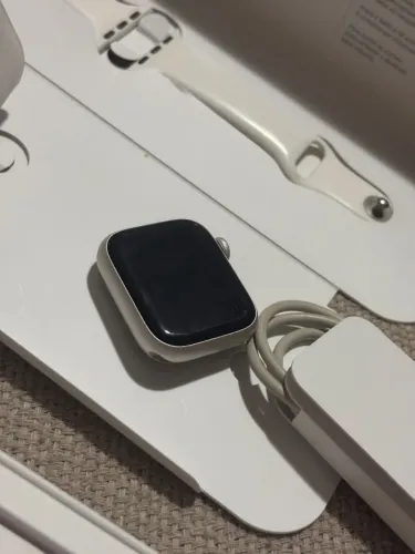 Relógio Apple Watch Series 7 em excelente estado