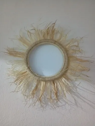 Lindo sol feito em palha de milho