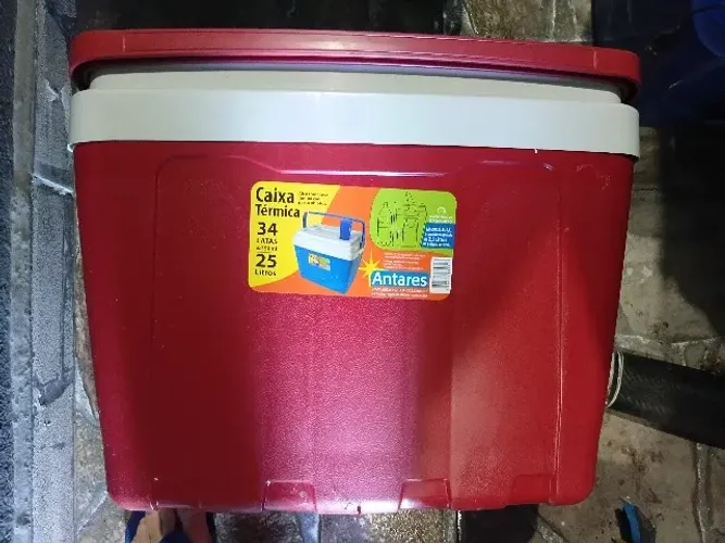 Cooler térmica 25L 34 latas