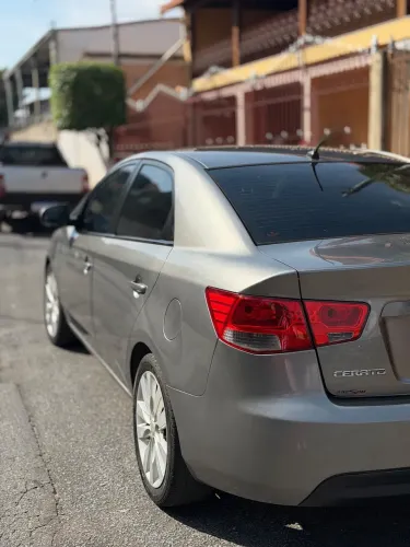 Kia Motors Cerato 1.6 16V Mec. 2011