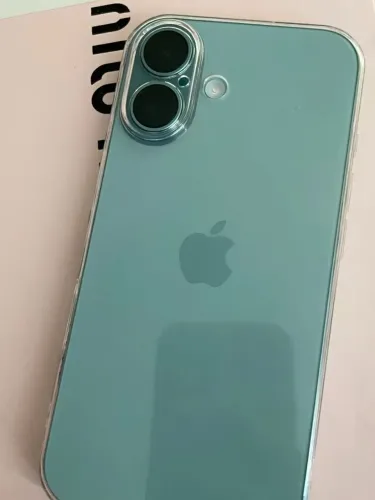 iPhone 16
