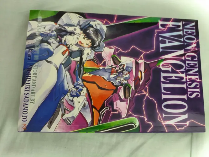 Neon Genesis Evangelion volume 1 (3 em 1) - Yoshiyuki Sadamoto