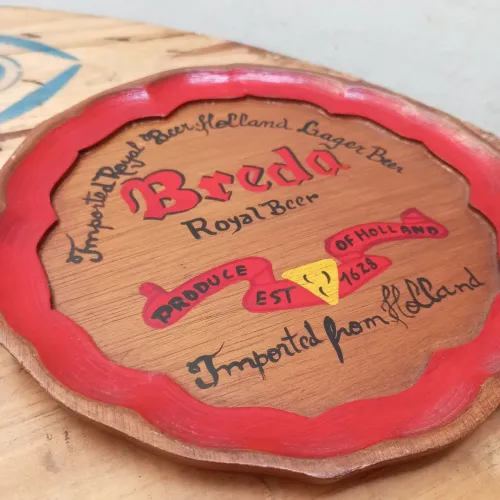 Peça Decorativa de Parede Breda Royal Beber 20cm