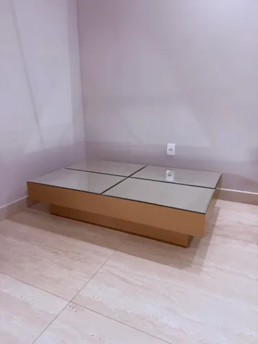 Mesa de centro espelhado