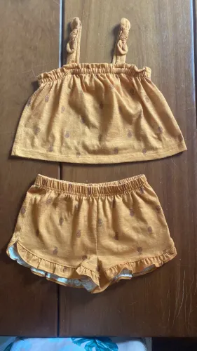 Roupa infantil