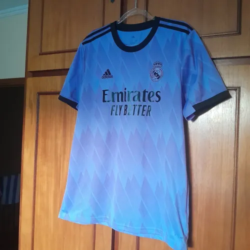 Camisa Real Madrid oficial 2022