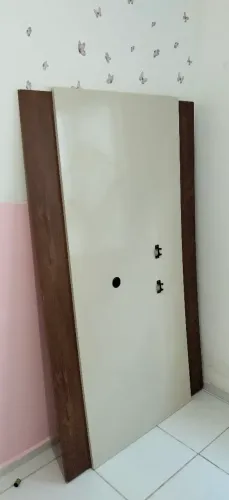 VENDO PAINEL DE TV SEMI NOVO, MOVEL ESTA EM OTIMO ESTADO. 