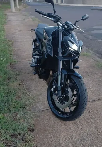 MT 09