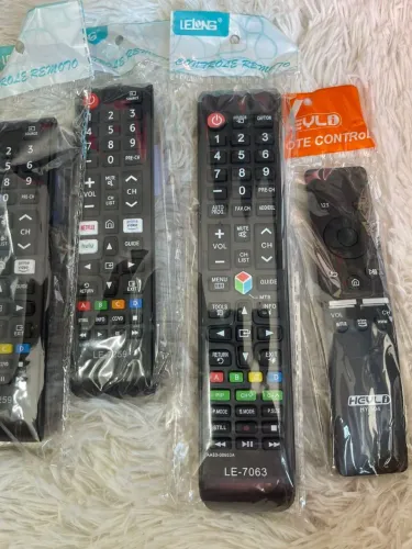 Controle TV Samsung Capilnha e pilhas