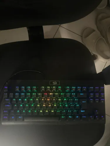 Teclado gamer redragon dark avenger