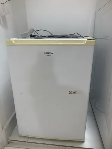 Frigobar Philco Ph85N 127v branco
