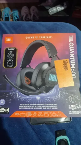 JBL QUANTUM 600 Semi Novo. ( Testado apenas não gostei)