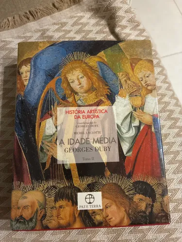 Combo a idade média de georges duby