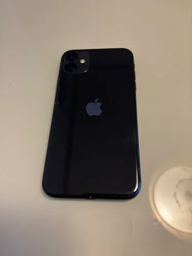 iPhone 11 64GB