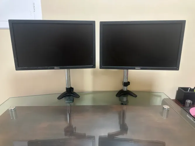 Monitores com suporte DELL